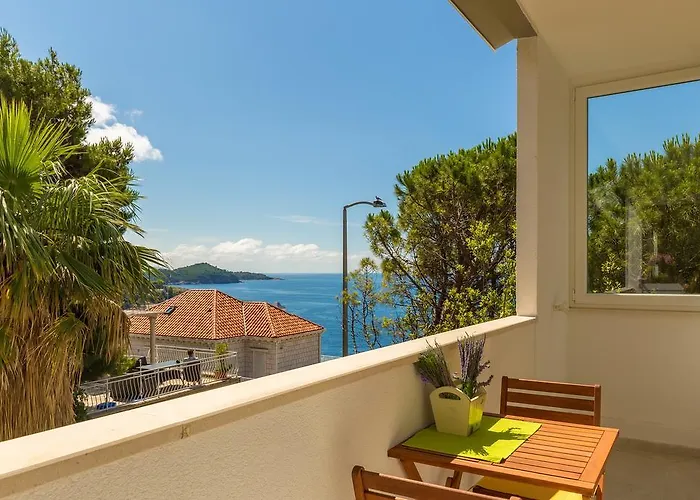 Di Maria Lejlighed *